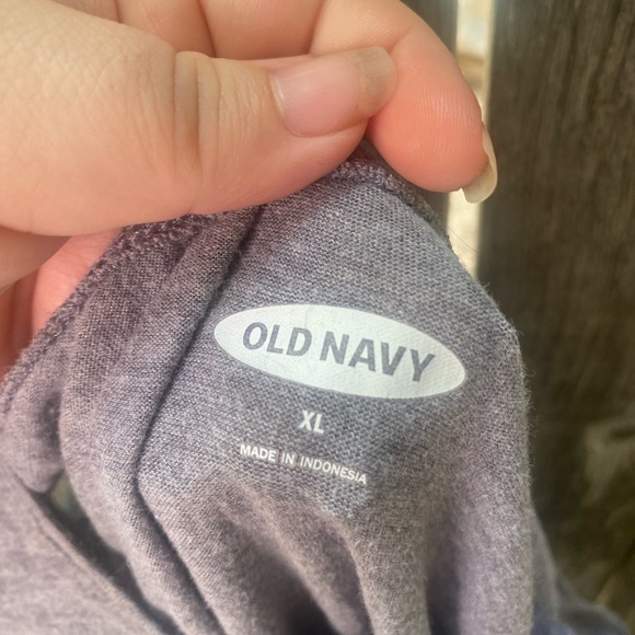 Gray Old navy tank top size xl - Picture 3 of 3